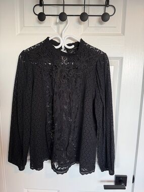 Black Lace High-Neck Long-Sleeve Blouse